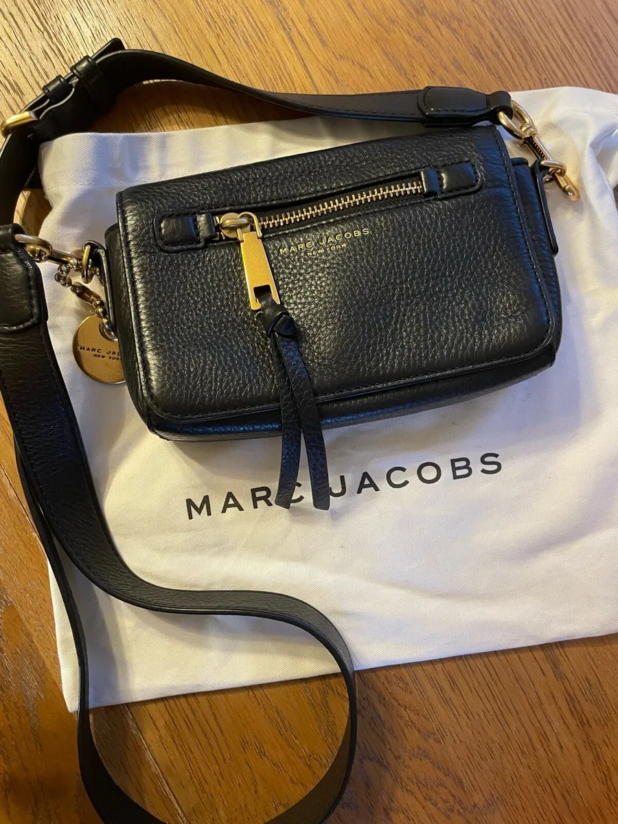 Marc Jacobs black leather cross body - Image 2