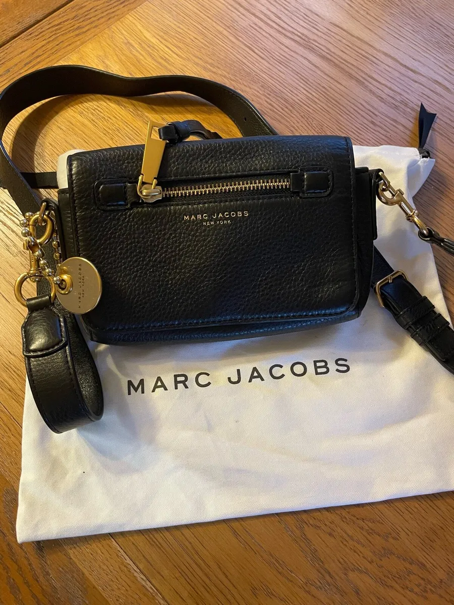 Marc Jacobs black leather cross body - Image 3