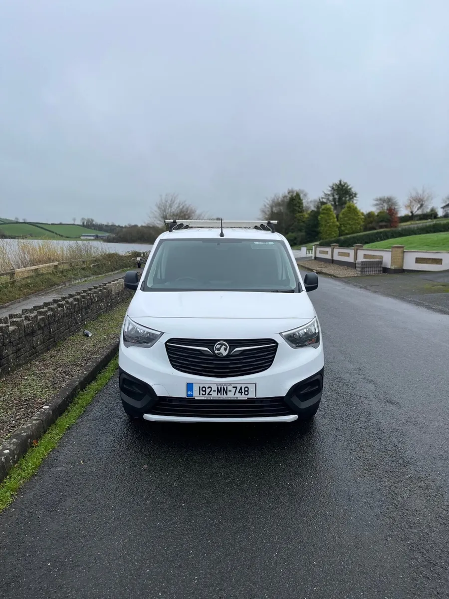 2019 Vauxhall Combo van - Image 1