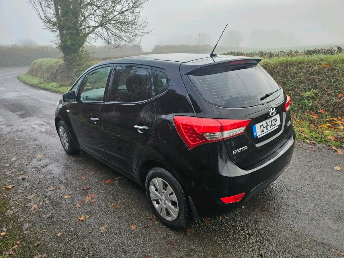 2012 Hyundai ix20  automatic only 89000km - Image 4