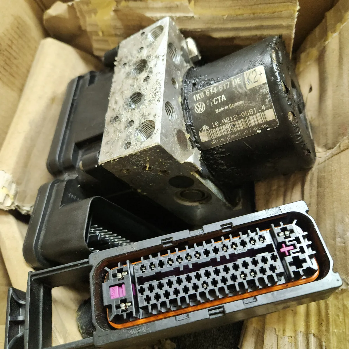 ABS PUMP............. FOR VW AUDI SEAT SKODA €260 - Image 2