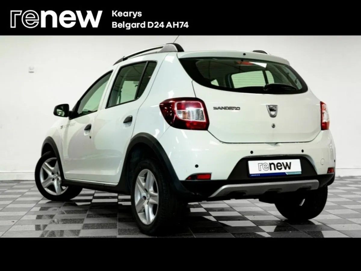 Dacia Sandero Stepway TCe 90 S&S SIGNATURE - Image 3