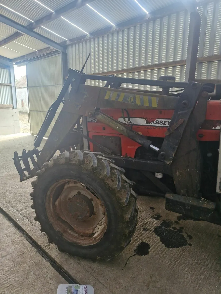 Rossmore Front Loader to suit MF 399 - Image 1