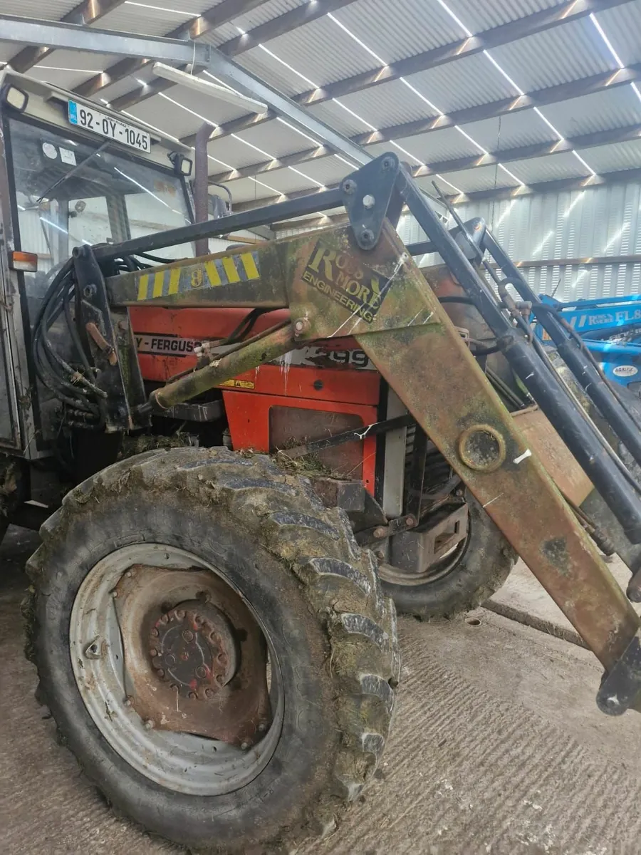 Rossmore Front Loader to suit MF 399 - Image 2