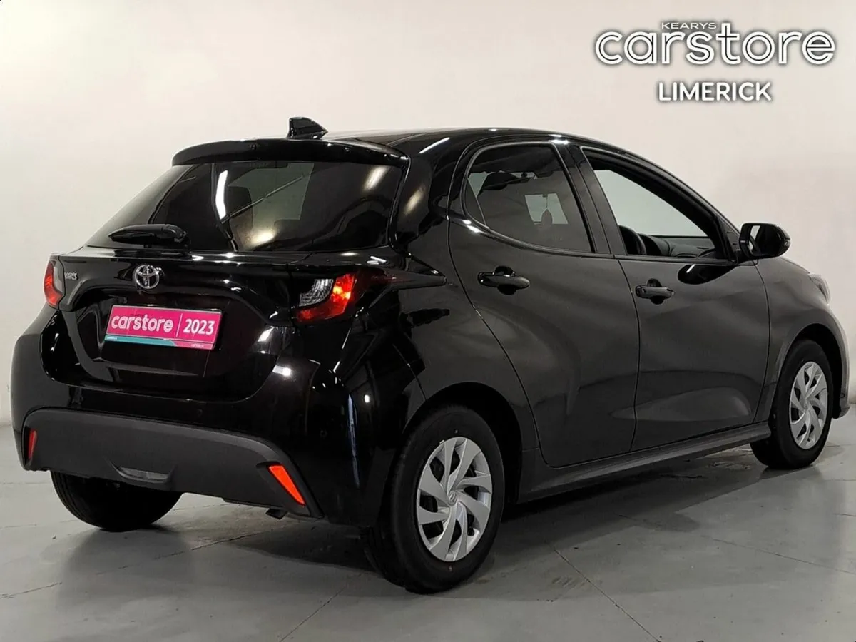 Toyota Yaris 1.0 AUTO PETROL - Image 3