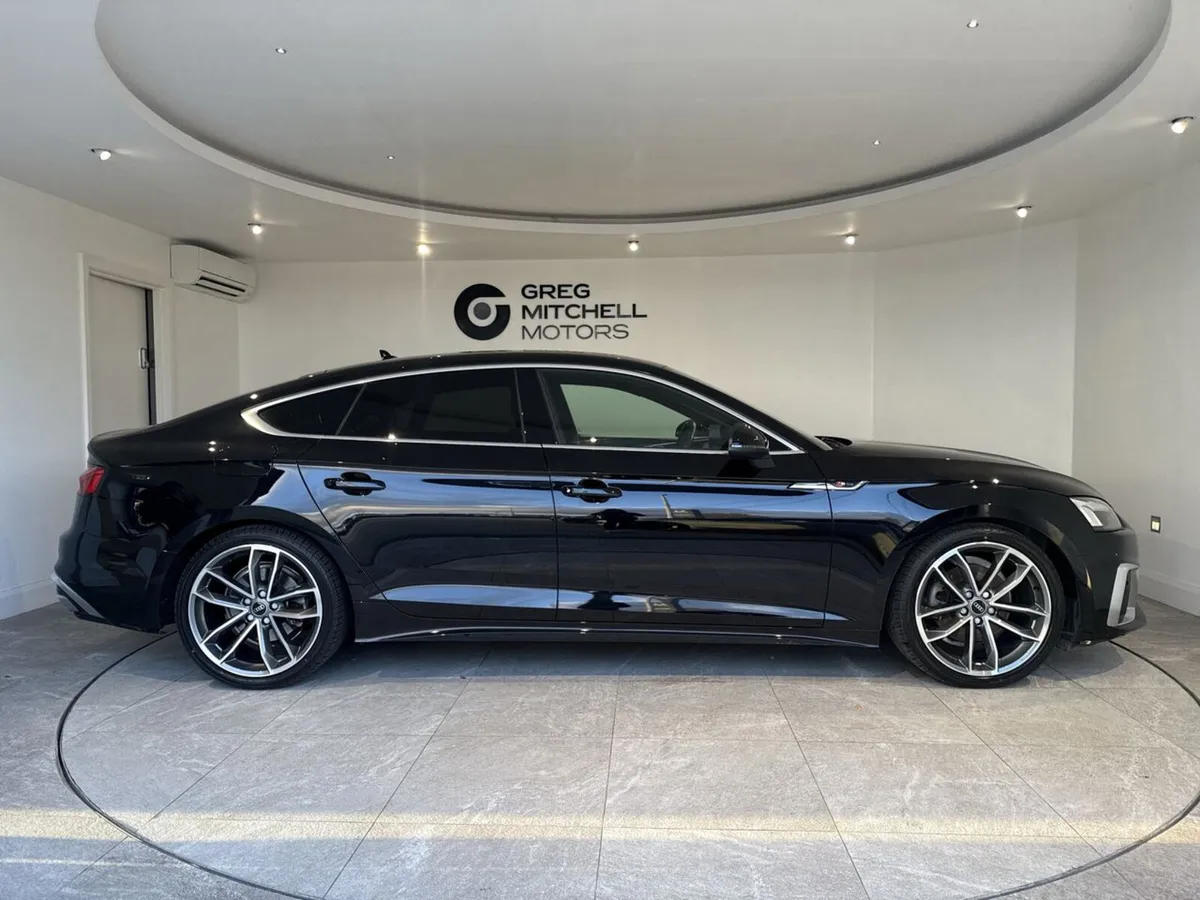 Audi A5 2023 - Image 4