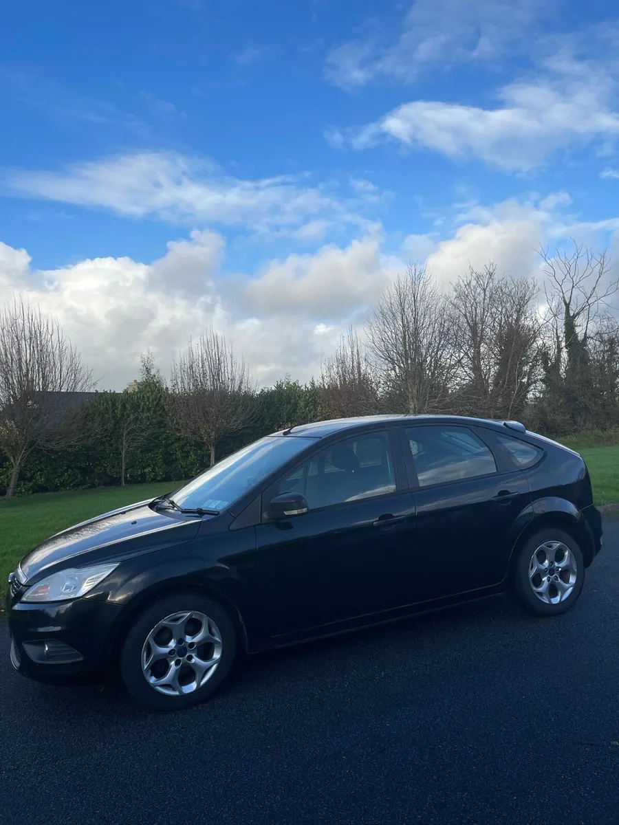 2011 Ford Focus - Image 2