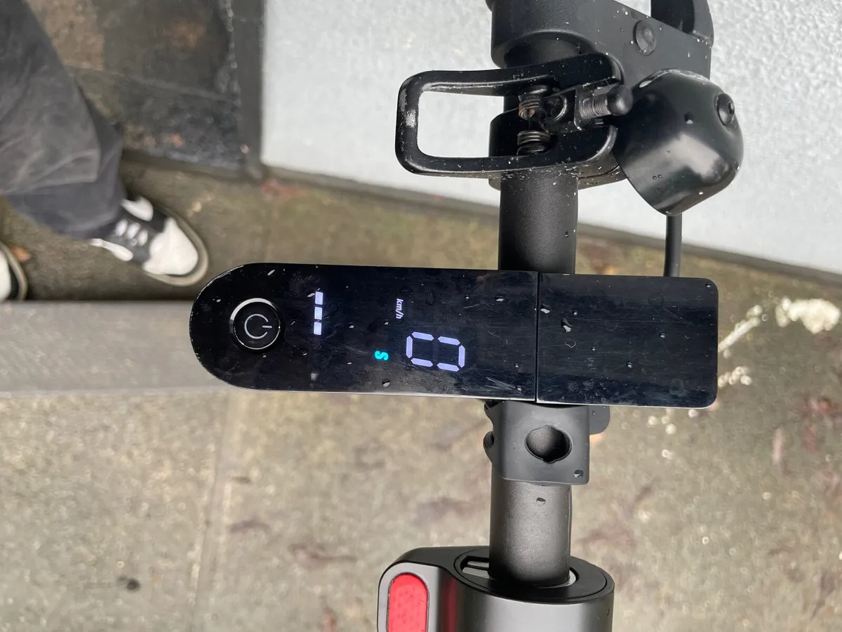 Electric scooter - Image 2