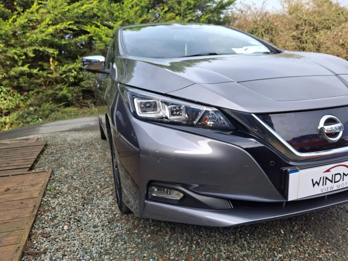 NISSAN LEAF 5DR E TEKNA 148BHP 5DR AUTO - Image 4
