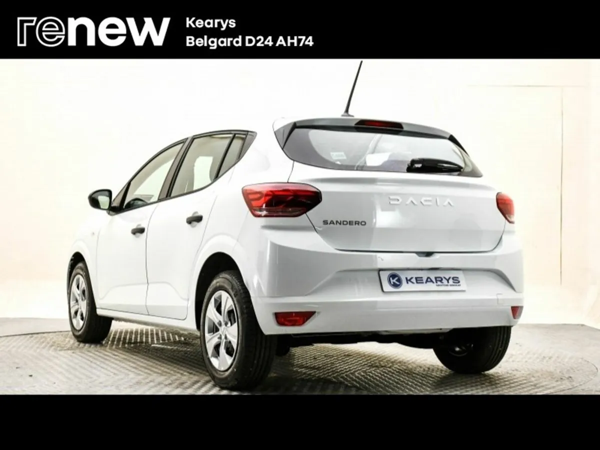 Dacia Sandero Essential TCe 90 5Sp GSR2 - Image 4