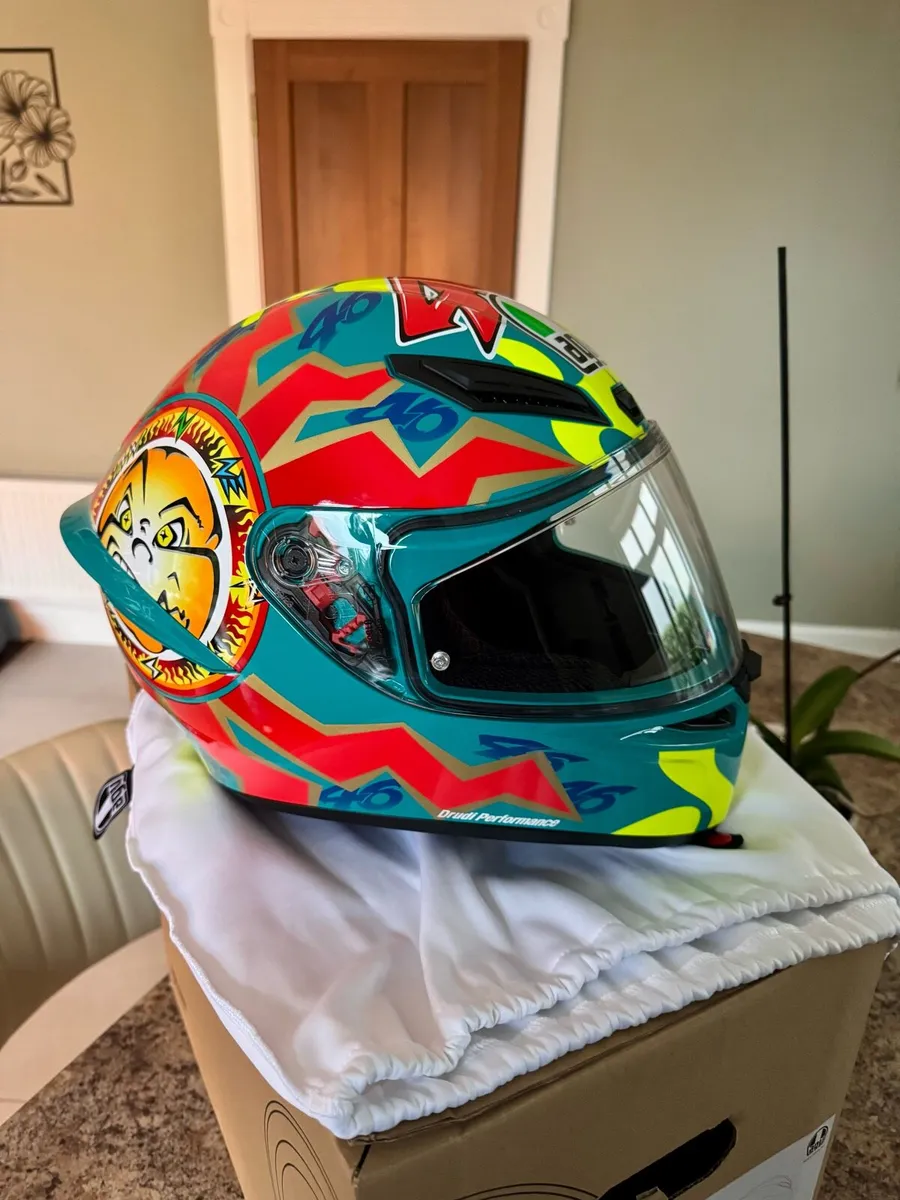 AGV K1S Rossi Mugello 1999 XXL Helmet Brand New - Image 3