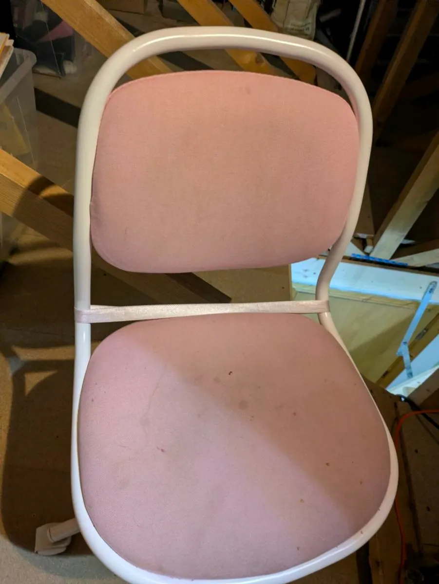 Kids desk chairs - Image 1