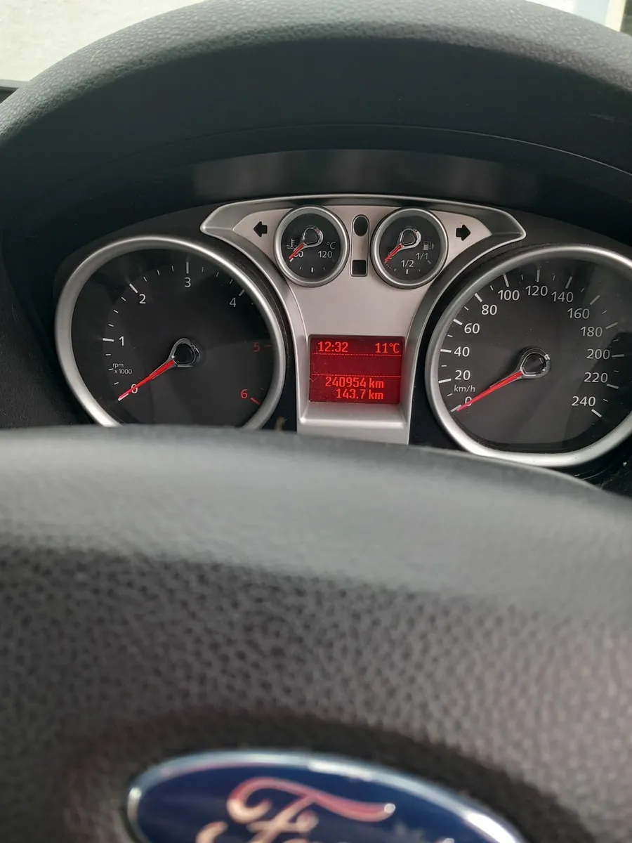 Ford Kuga 2011 - Image 1