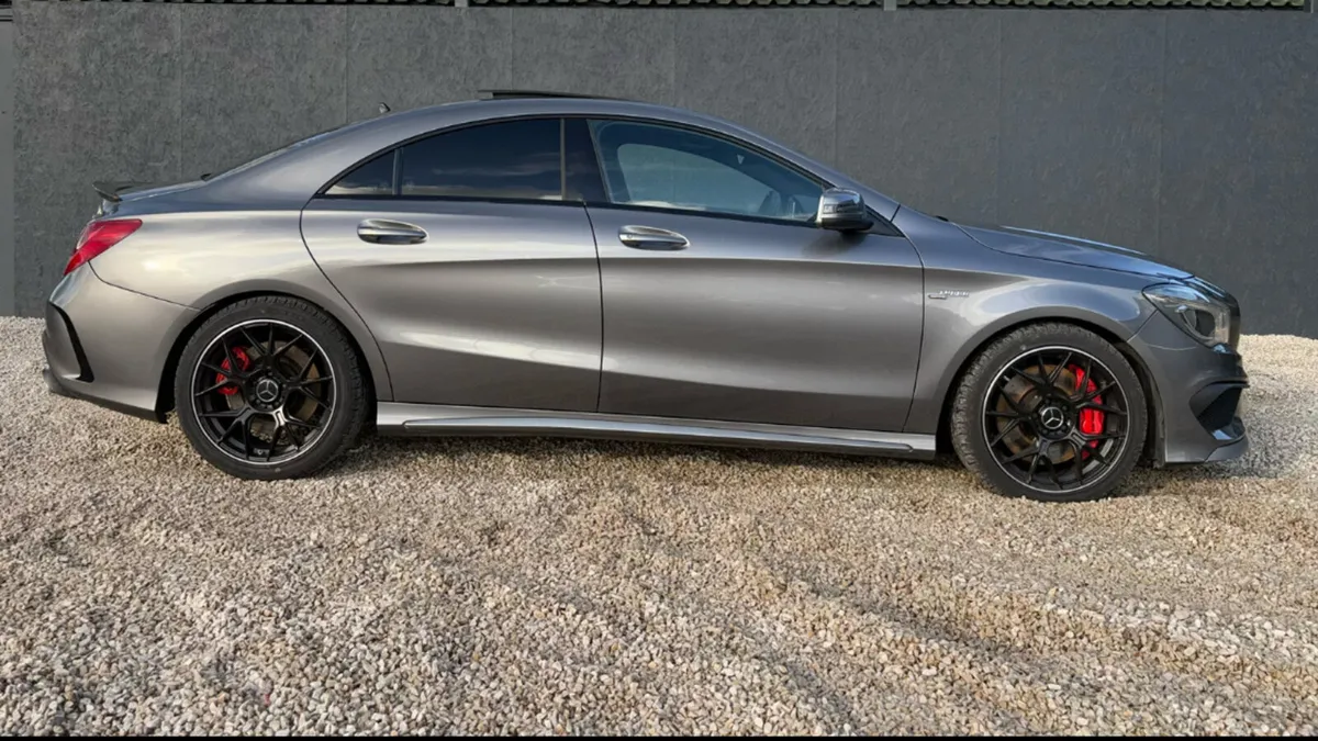 Mercedes-Benz CLA 45 AMG Automatic 2015 CLA45 - Image 2