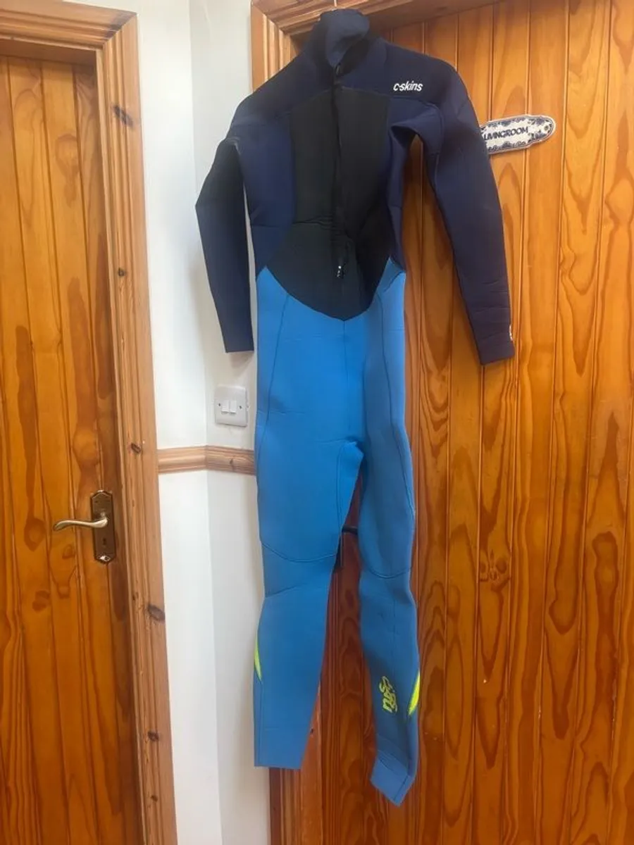 wet  suits - Image 3