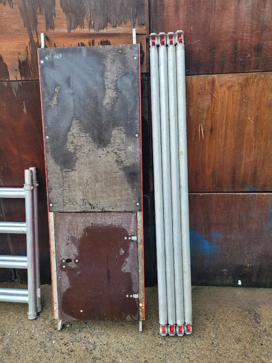 Aluminium scaffold tower FREE DELIVERY - Image 4