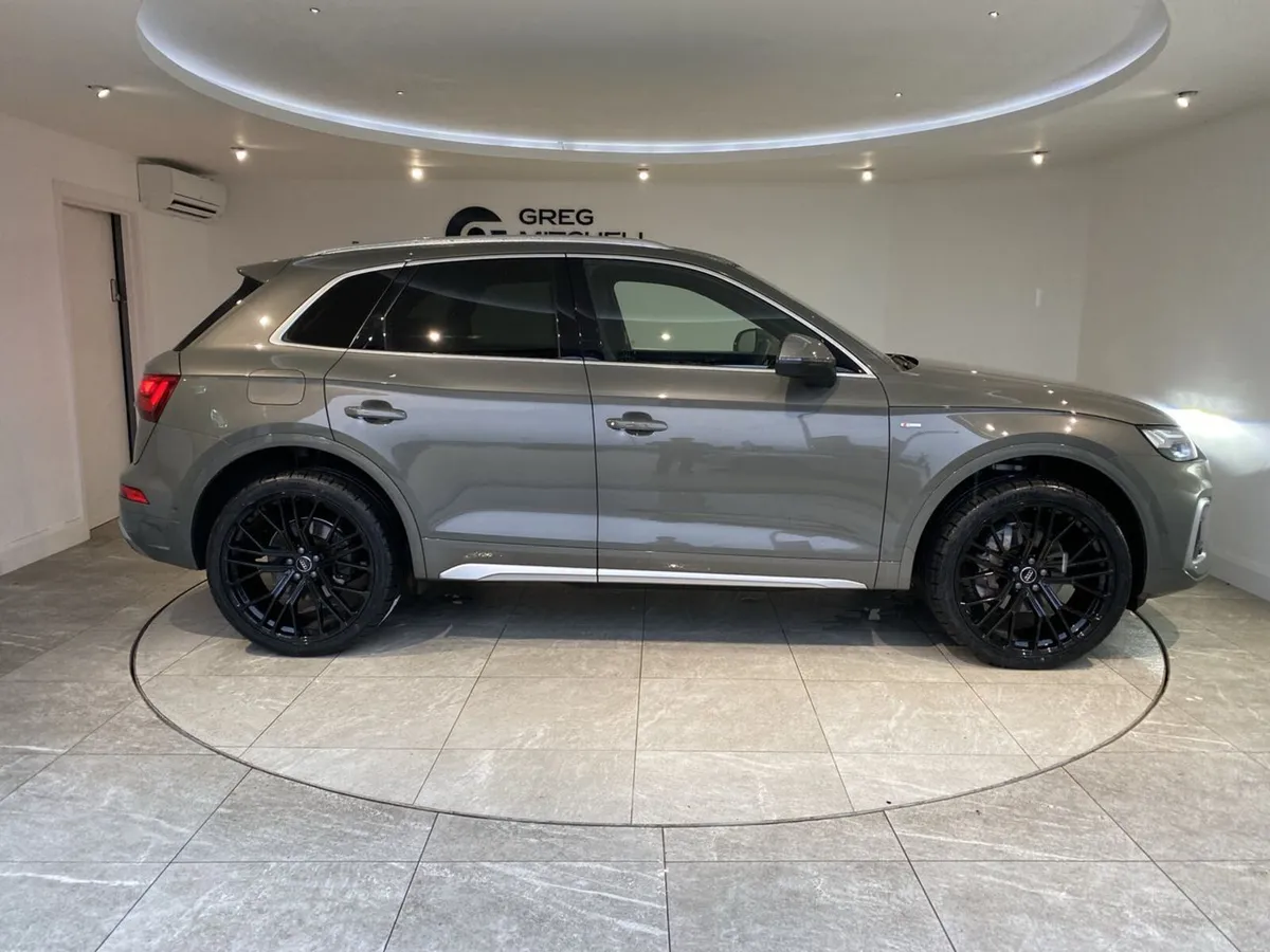 Audi Q5 2024 - Image 4