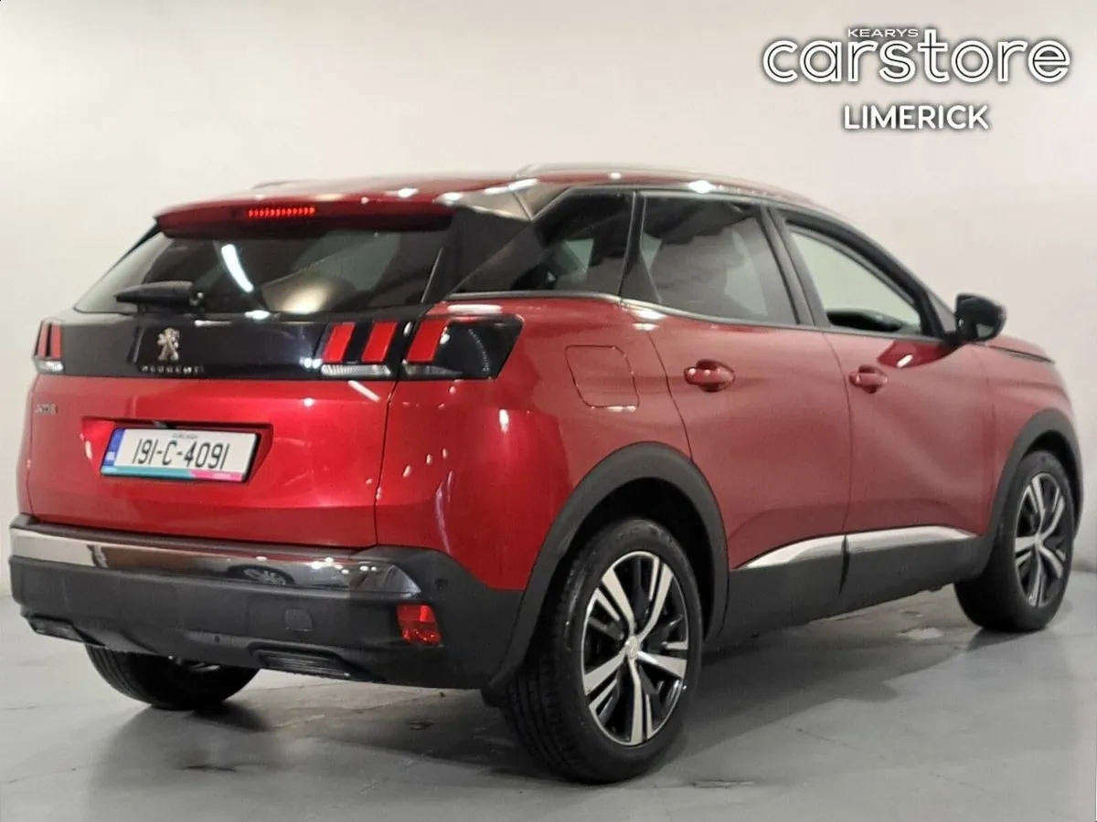Peugeot 3008 1.2 PureTech 130bhp S&S Auto Allure - Image 3