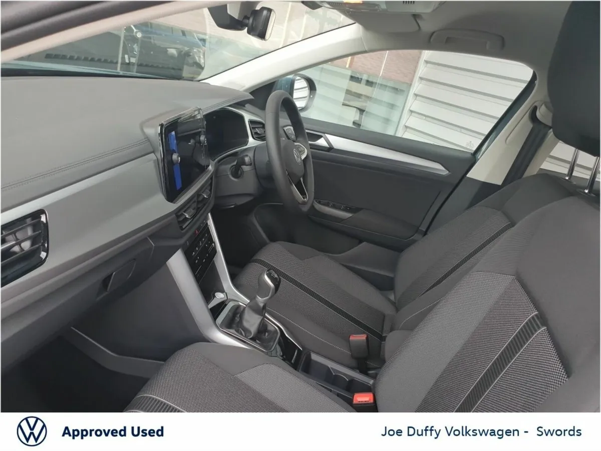 Volkswagen T-Roc EDITION 75 2.0TDI M6F 116HP - Image 4