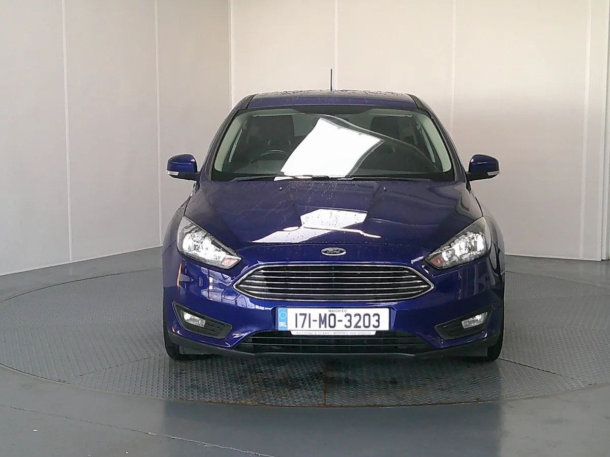 Ford Focus 2017 - Image 2