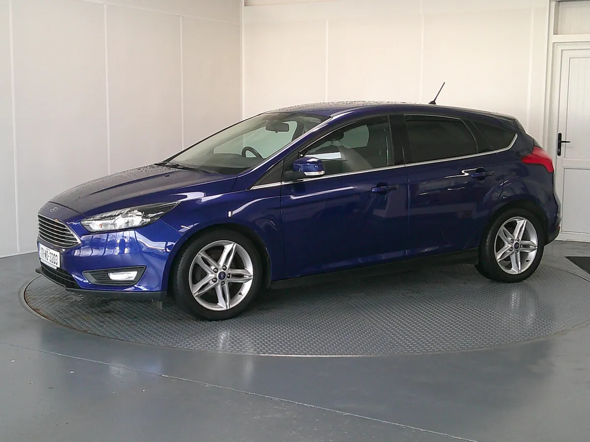 Ford Focus 2017 - Image 3