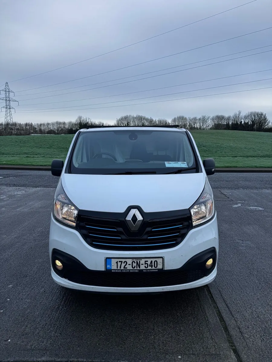 2017 Renault Trafic dCi 145 Sport | LWB | New DOE - Image 3