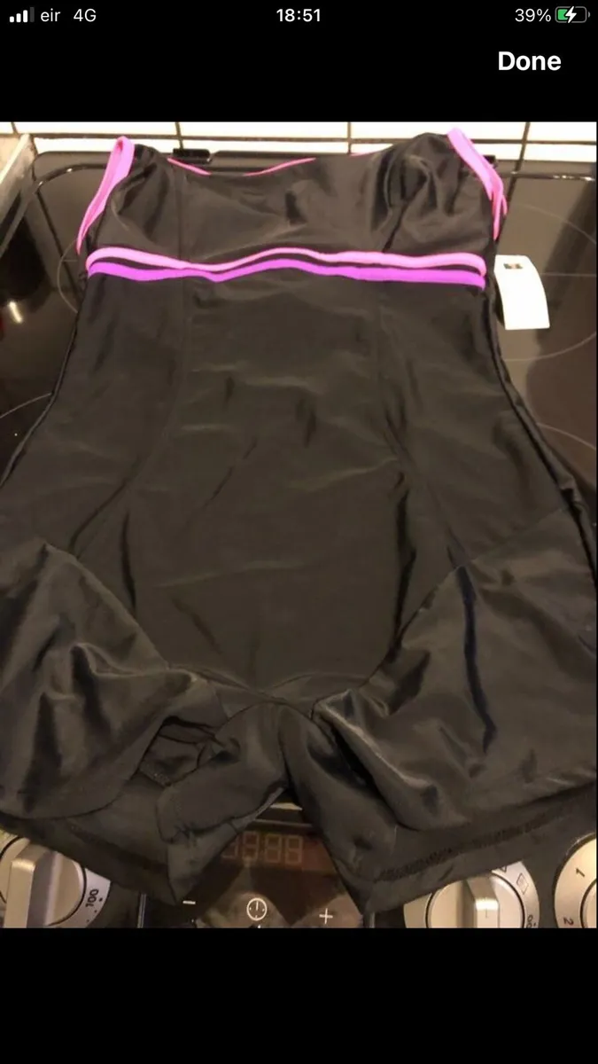 Ladies  BNWT shirts swimming suit size 10 €8 - Image 1