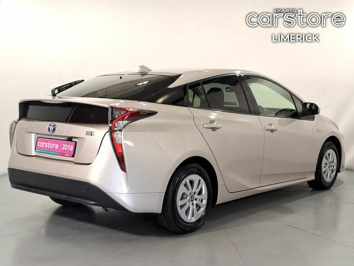 Toyota Prius 1.8 PET HYBRID - Image 3