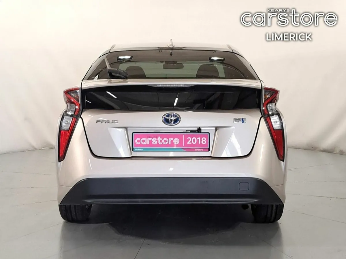 Toyota Prius 1.8 PET HYBRID - Image 4