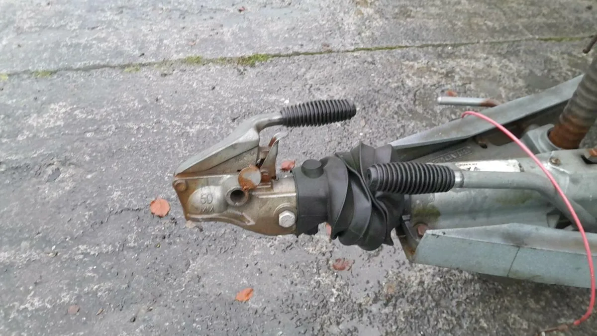 Hudson high roof cattle/horse trailer - Image 4