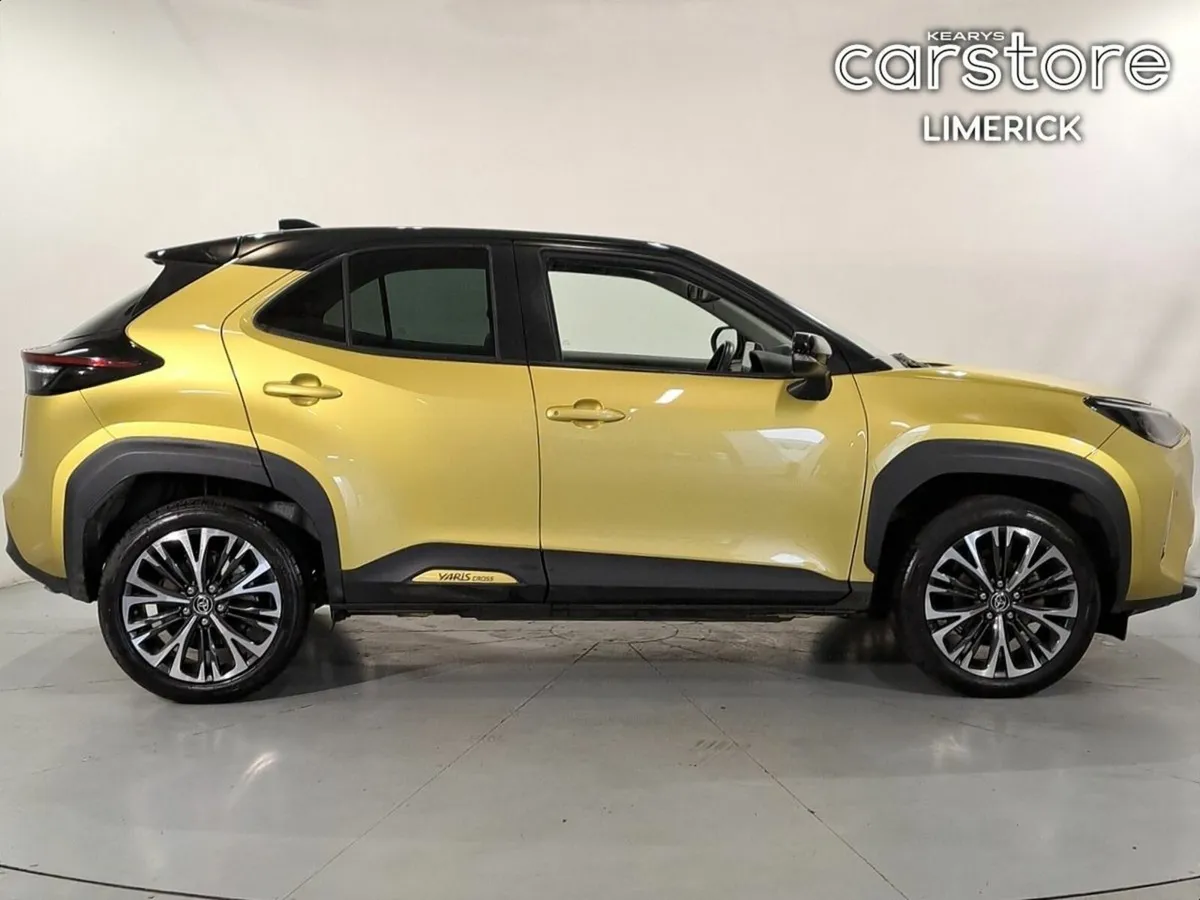 Toyota Yaris Cross 1.5 Hybrid Sol - Image 2