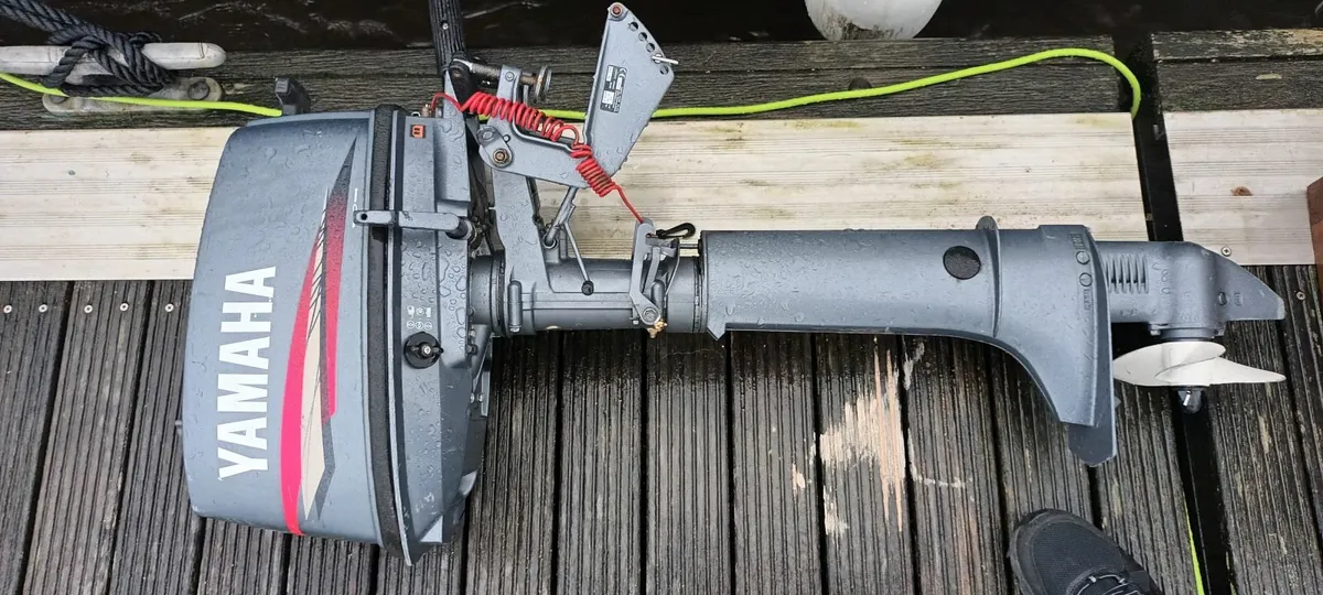 4hp 2 stroke yamaha outboard, dingey, boarding lad - Image 1