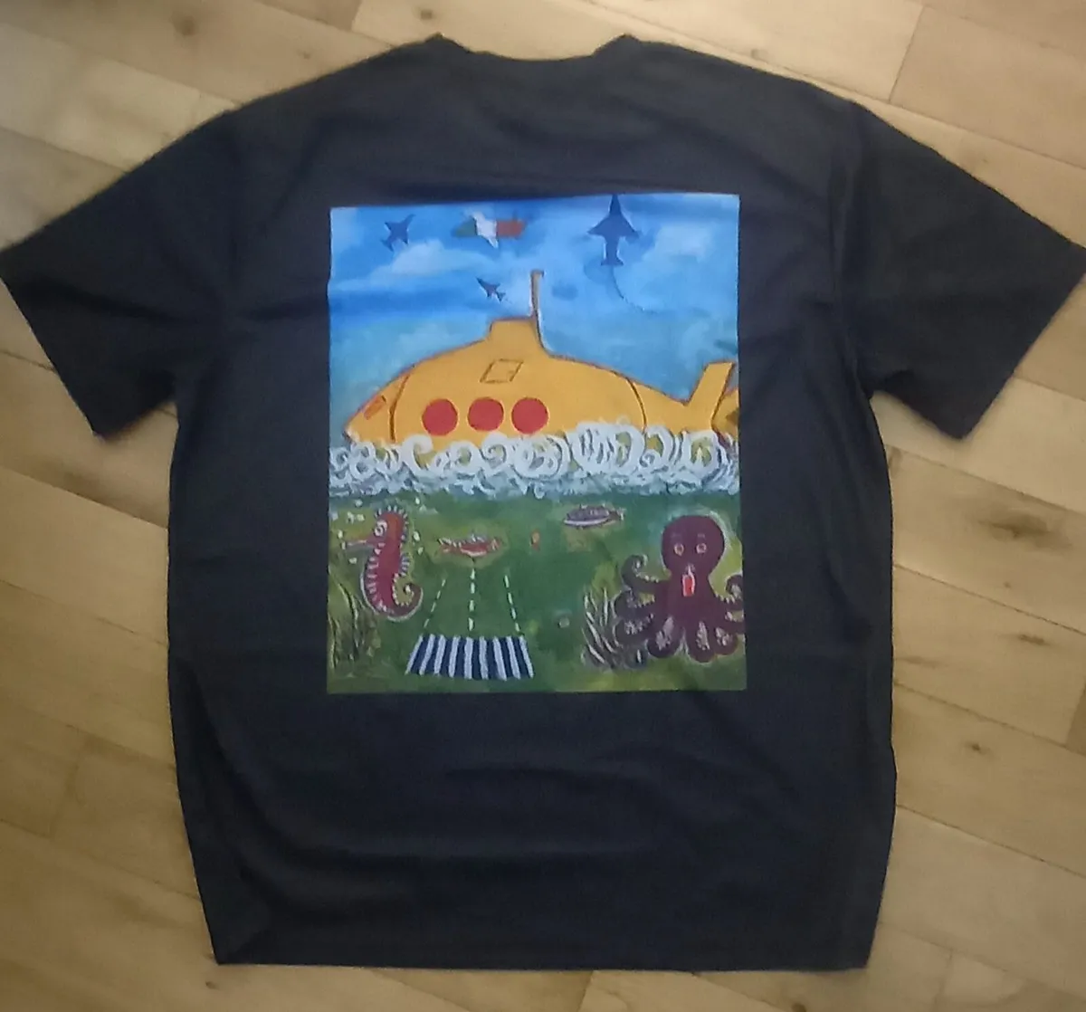 Submarine mens t-shirt by new designer - Image 1