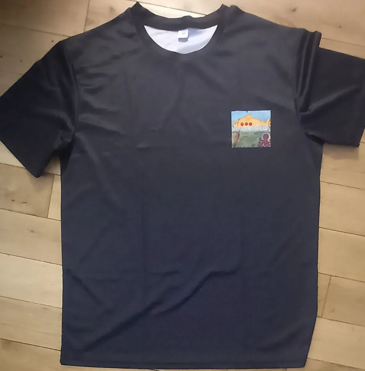 Submarine mens t-shirt by new designer - Image 2