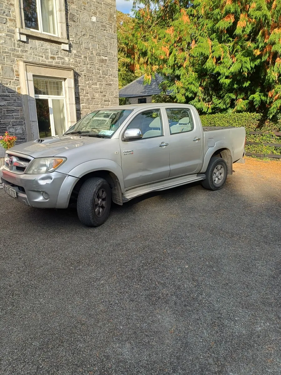 Toyota Hilux 2009 - Image 3