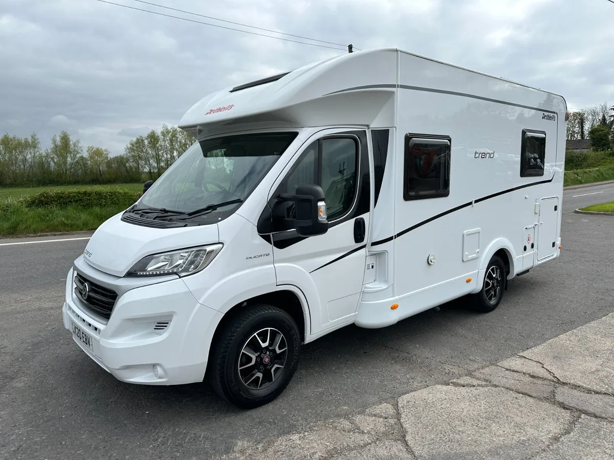 Fixed bed / 7 Meter motorhome - Image 1