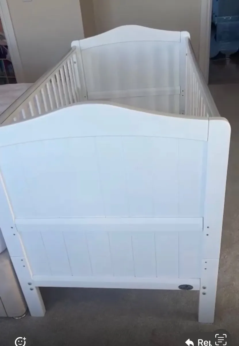 Cots and little tikes cars - Image 2