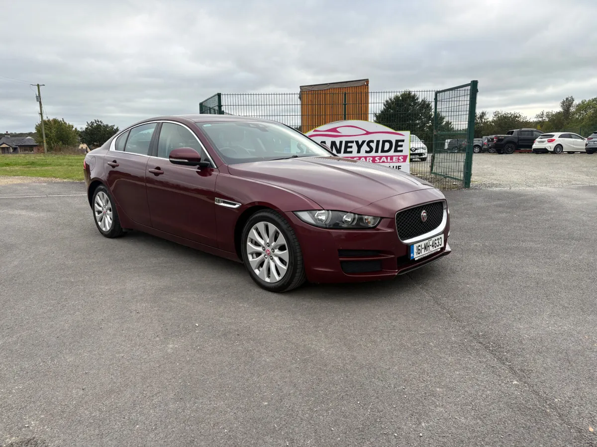 Jaguar XE 2016 2.0 Diesel - Image 2