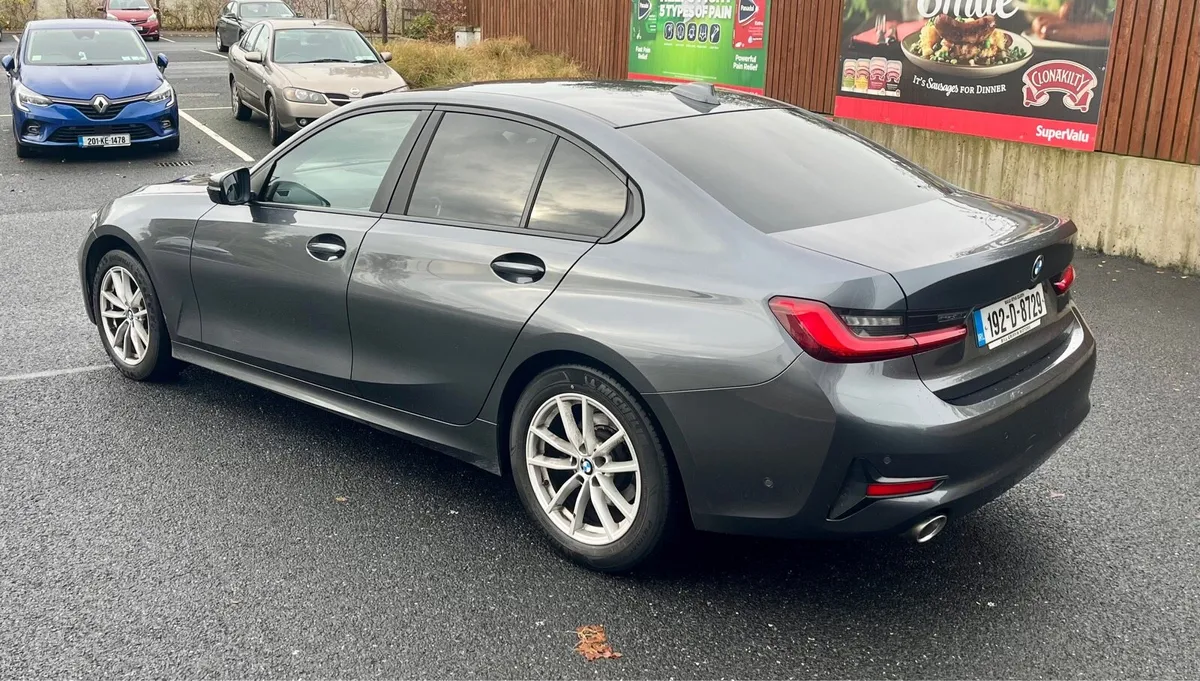 2019 BMW 320d Xdrive - Image 3