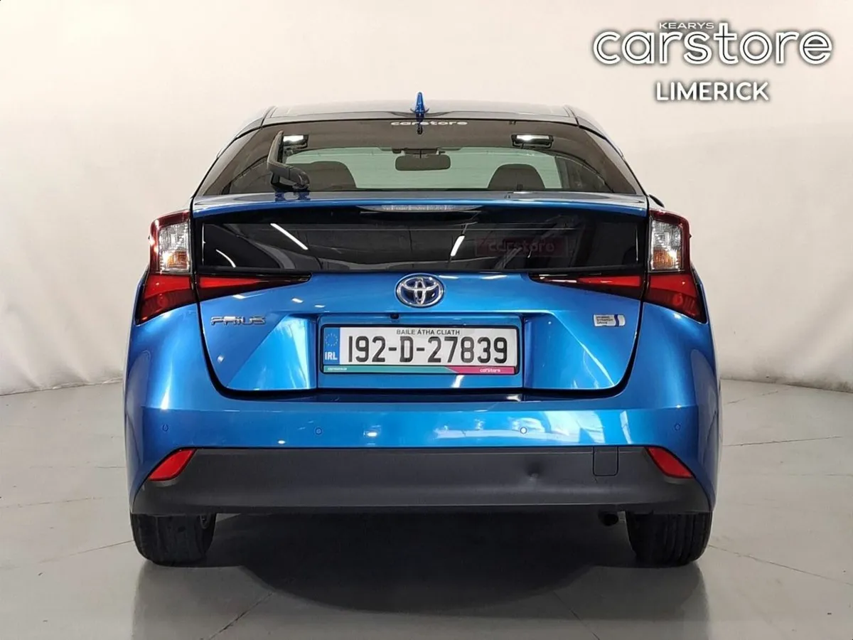 Toyota Prius 1.8 Hybrid - Image 4