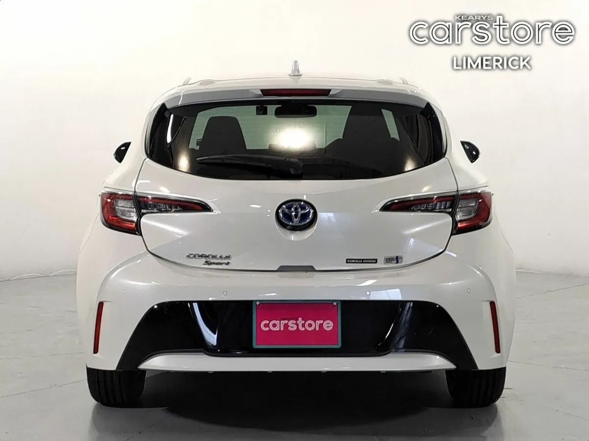 Toyota Corolla 1.8 Hybrid Aura Hatchback - Image 4