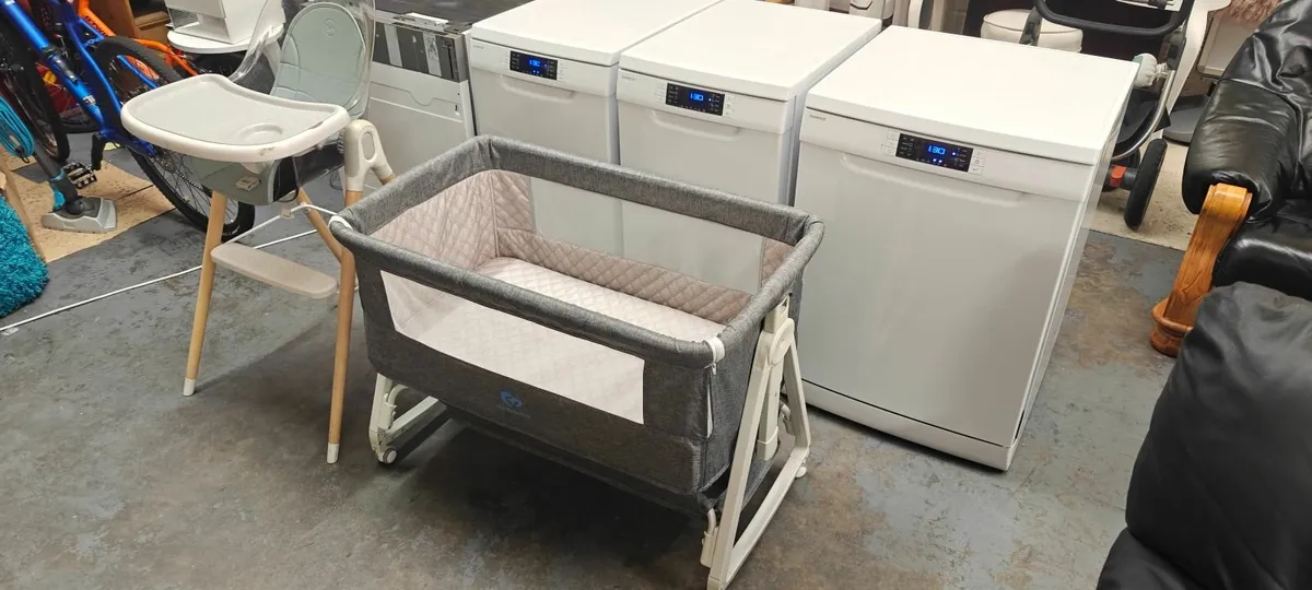 BRAND NEW BABY COT - Image 2