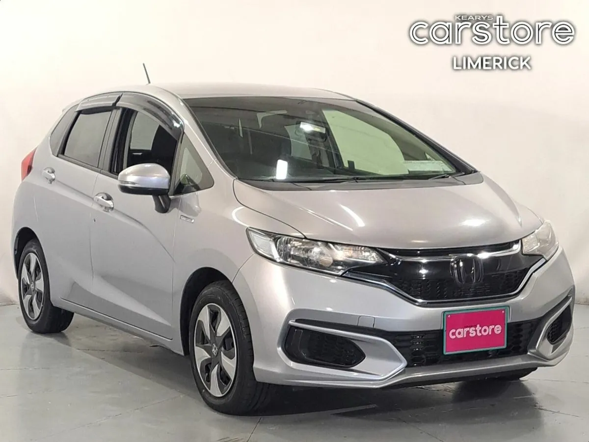 Honda Fit 1.5 PET HYBRID AUTO - Image 1