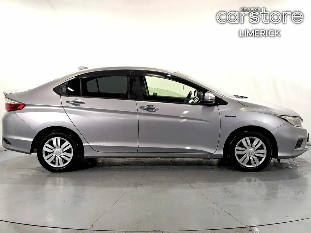 Honda Grace 1.5 PET HYBRID AUTO HEV - Image 2