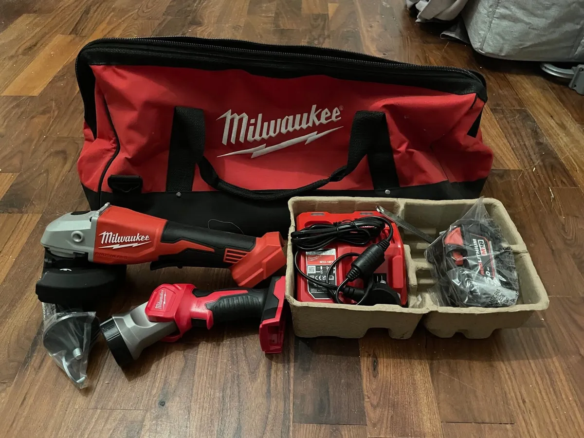 Milwaukee M18 Angle Grinder & Torch Set - Image 1