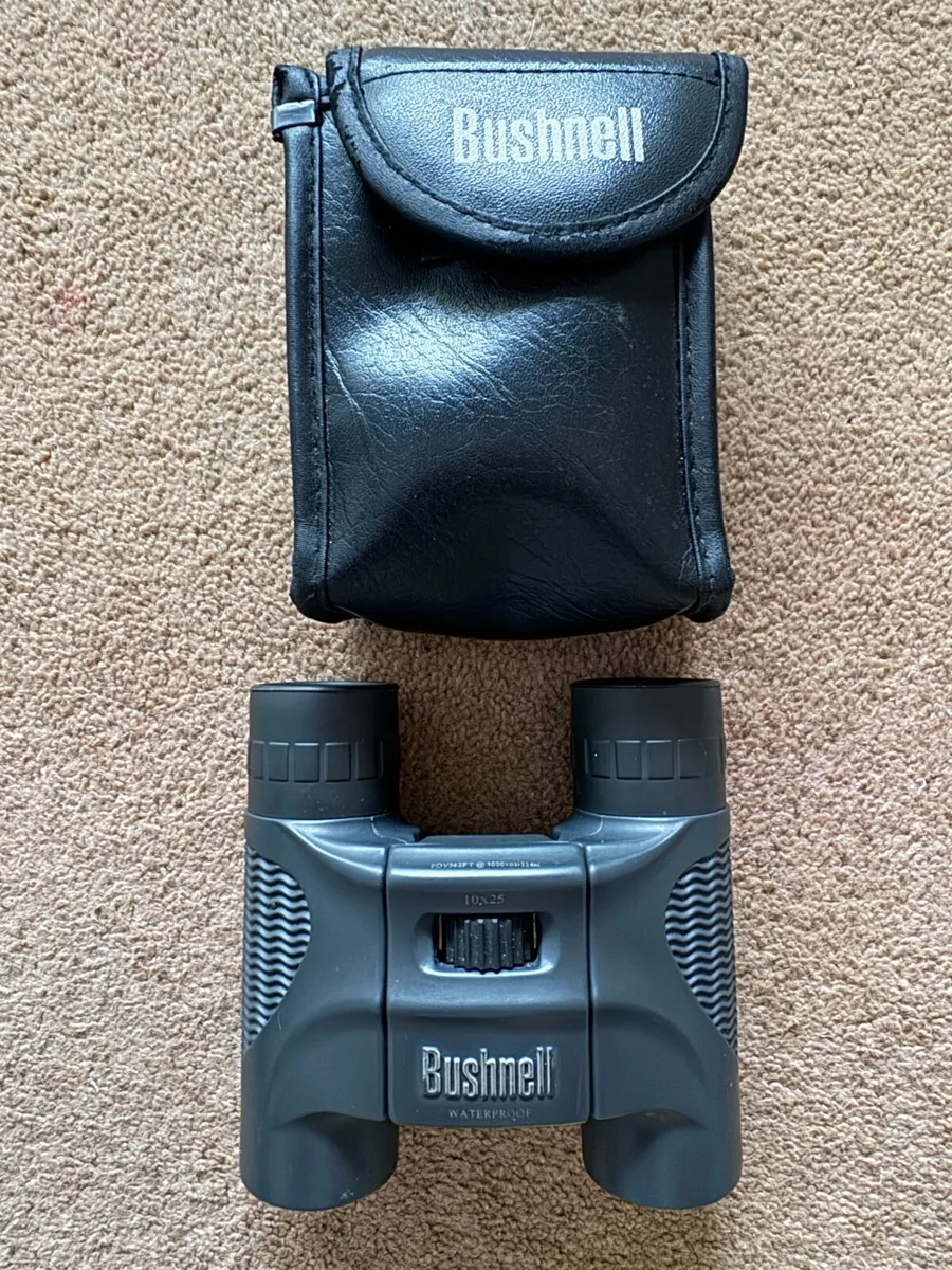 Bushnell 10x25 Binoculars - Image 2