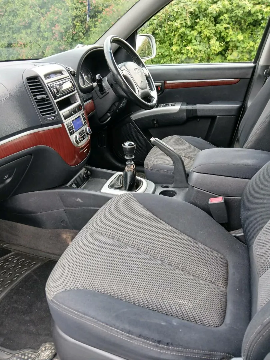 Hyundai Santa Fe - Image 3