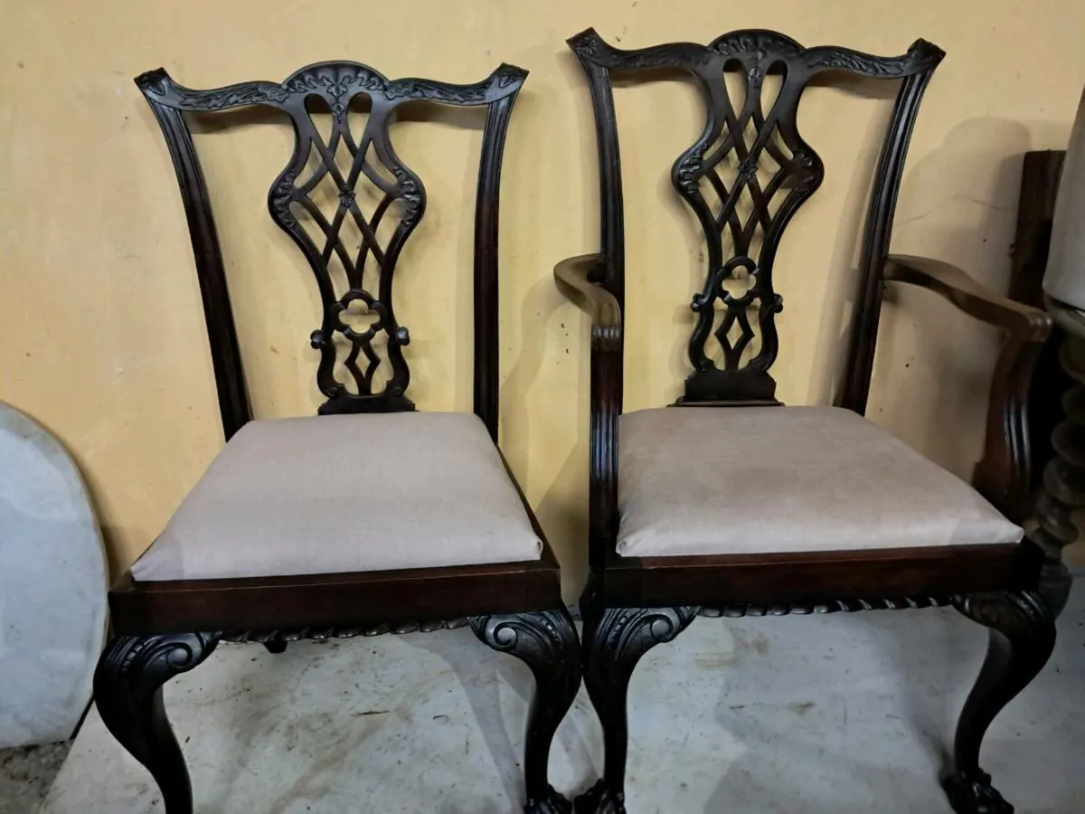 8 Thomas Chippendale chairs - Image 1