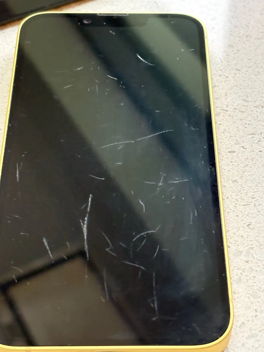 iPhone 14 128g - Image 4