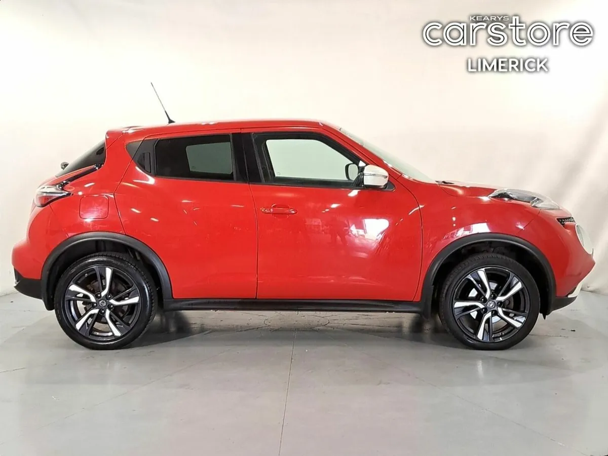 Nissan Juke 1.2 PET SV White Ext Pack - Image 2